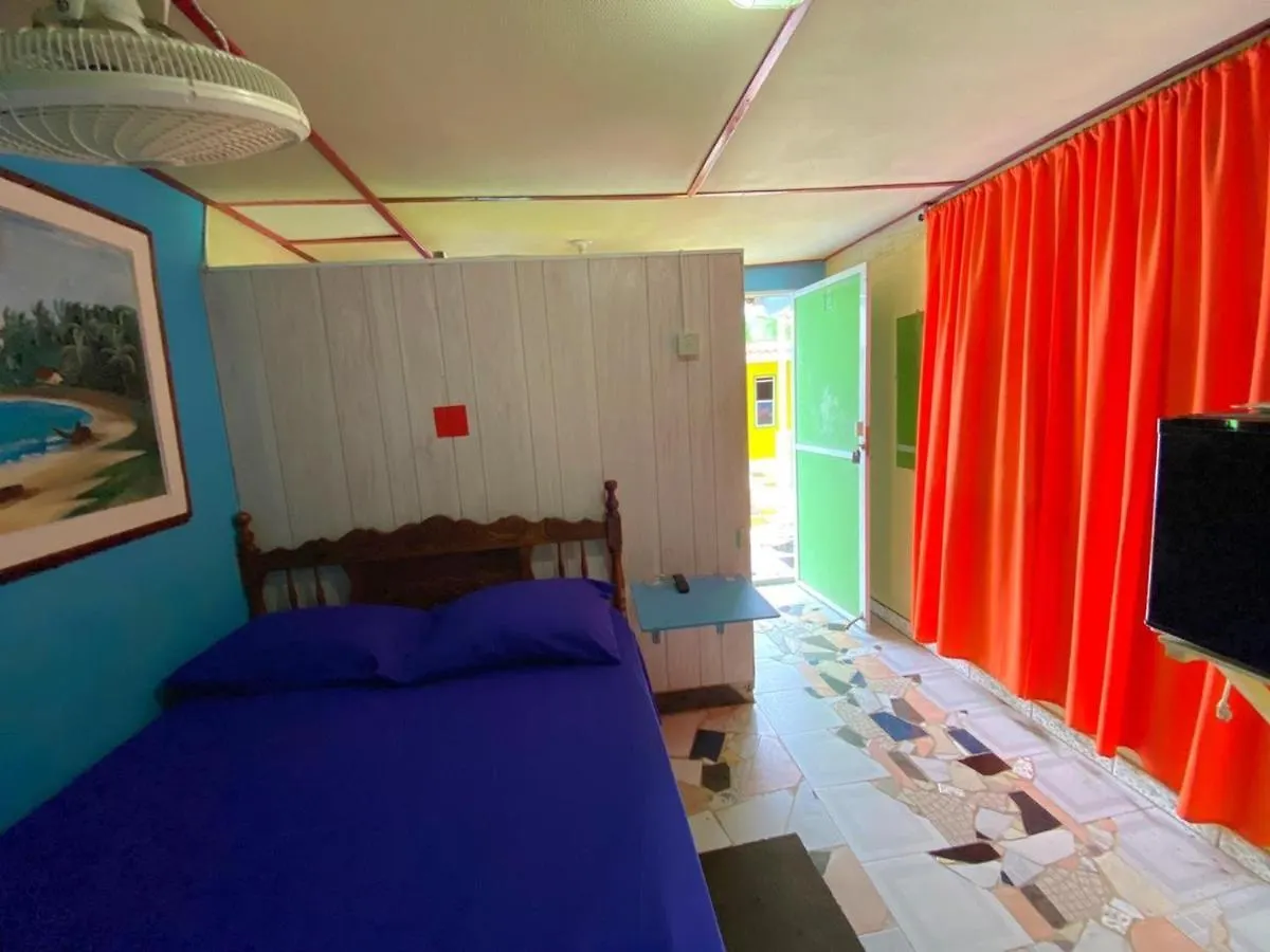 Yellow Moon Guesthouse & Apartments San Andrés