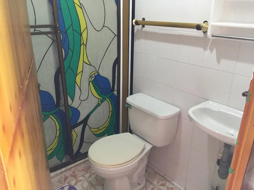 Yellow Moon Guesthouse & Apartments San Andrés 0*,