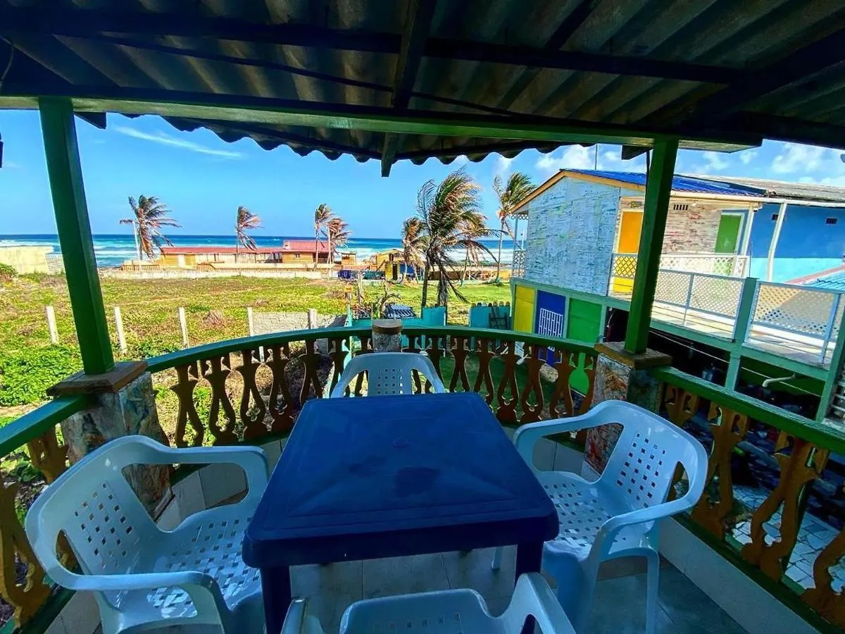 Yellow Moon Guesthouse & Apartments San Andrés Apart Otel